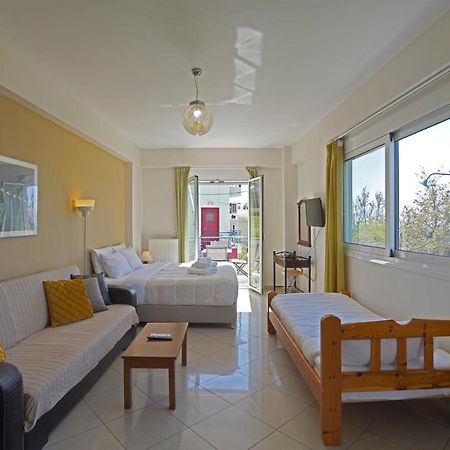 Semiramis Suites With Pool Kalamáta Buitenkant foto