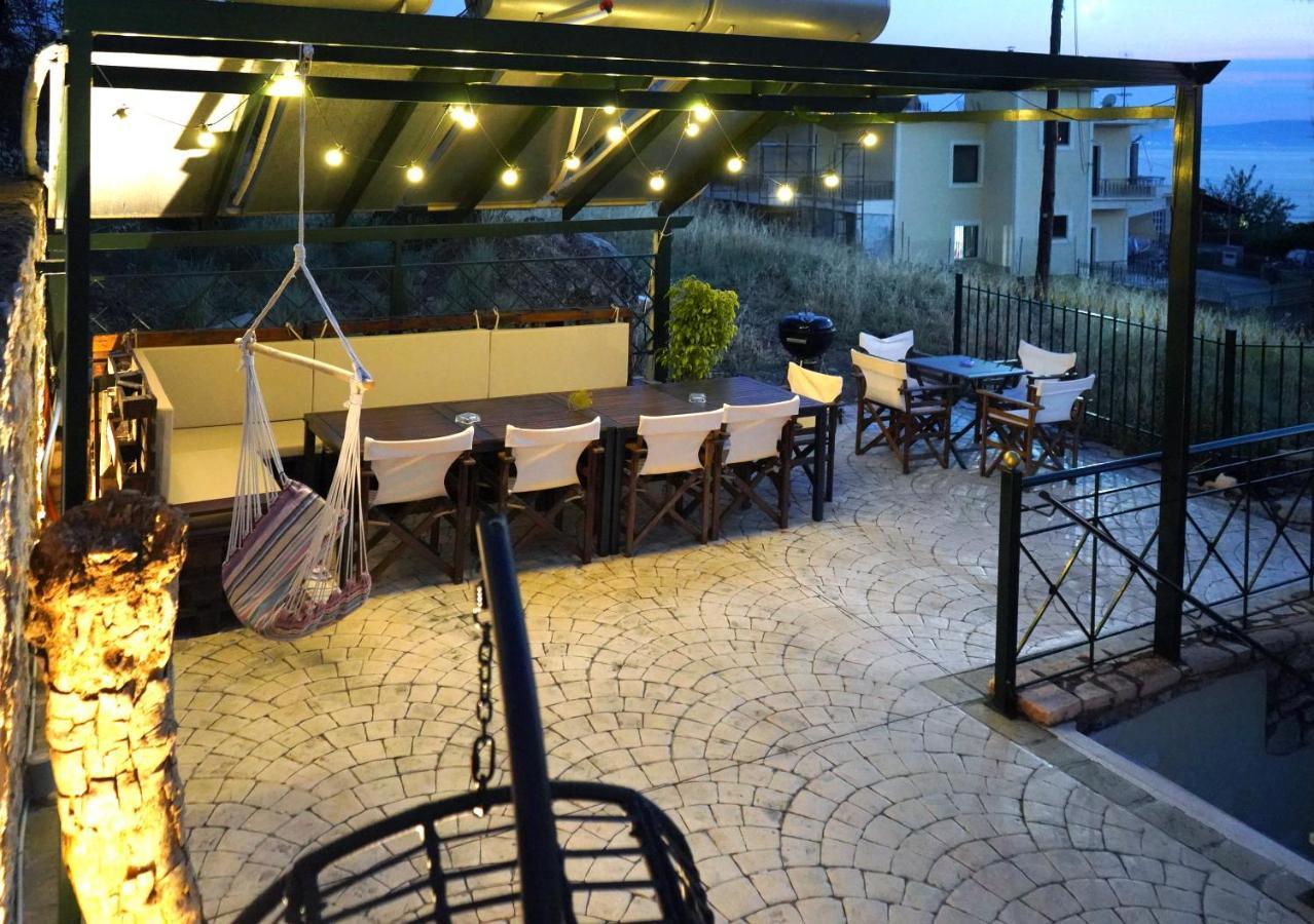 Semiramis Suites With Pool Kalamáta Buitenkant foto