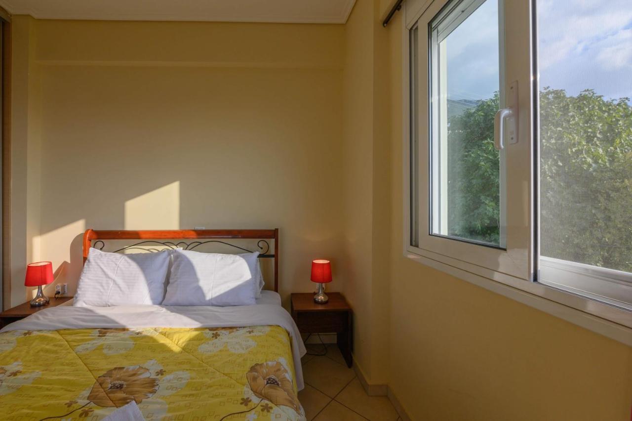 Semiramis Suites With Pool Kalamáta Buitenkant foto