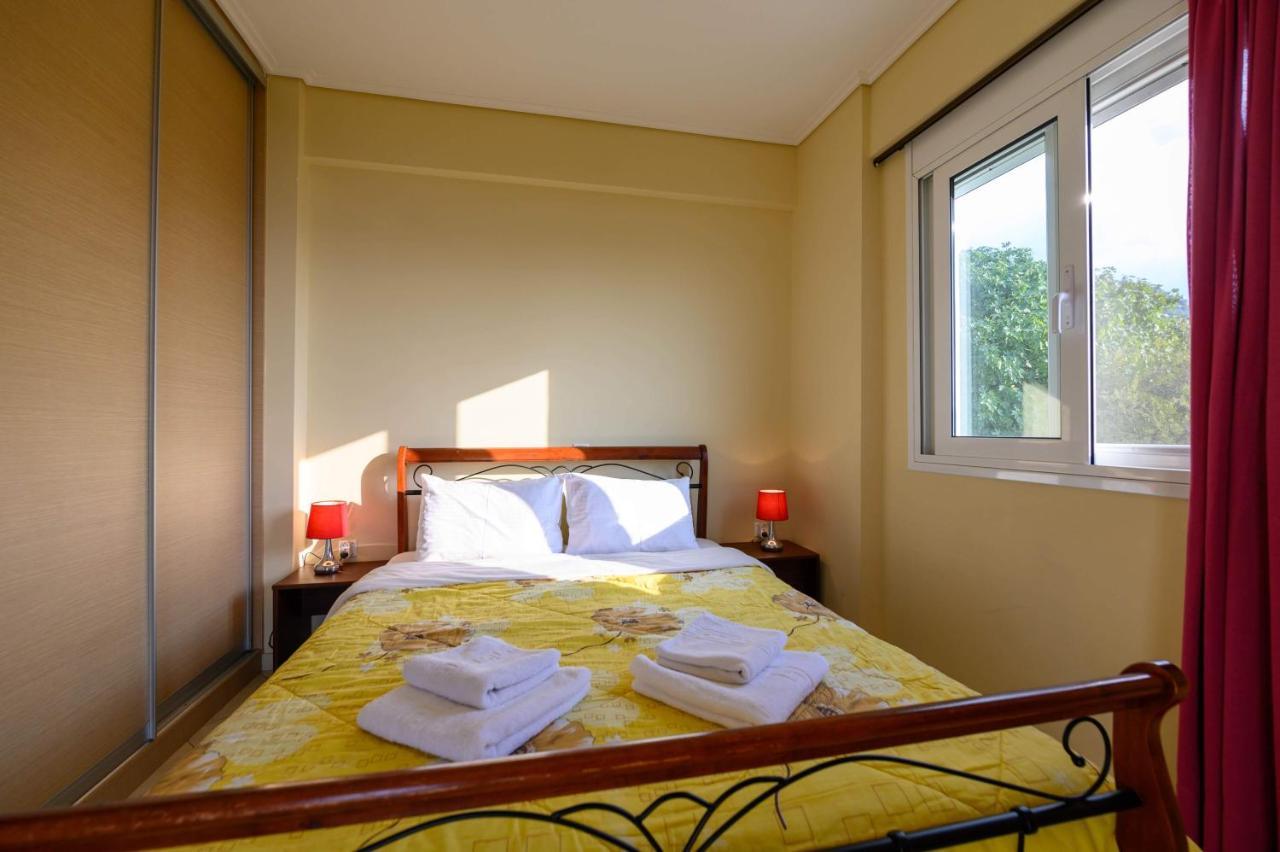 Semiramis Suites With Pool Kalamáta Buitenkant foto